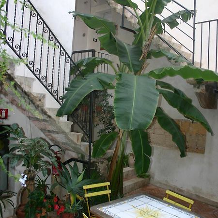 Hotel Il Cortiletto Trapani Exterior foto