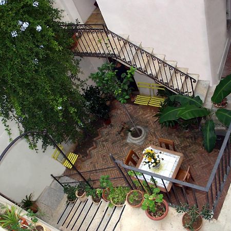 Hotel Il Cortiletto Trapani Exterior foto